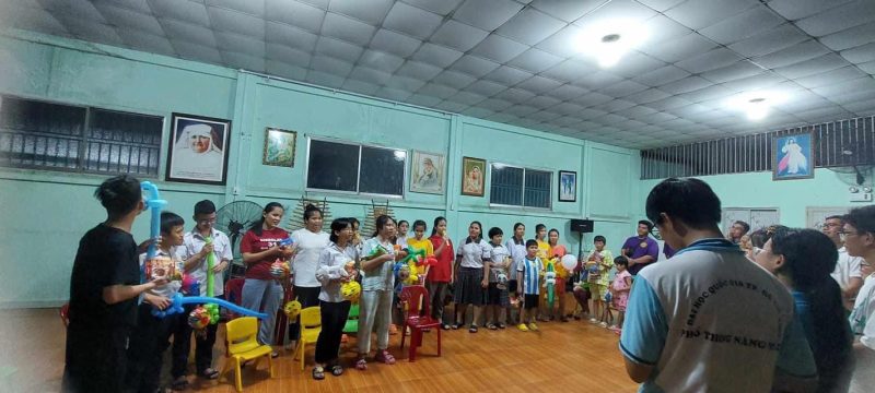 Trung thu cùng Mái ấm Huynh Đệ Như Nghĩa