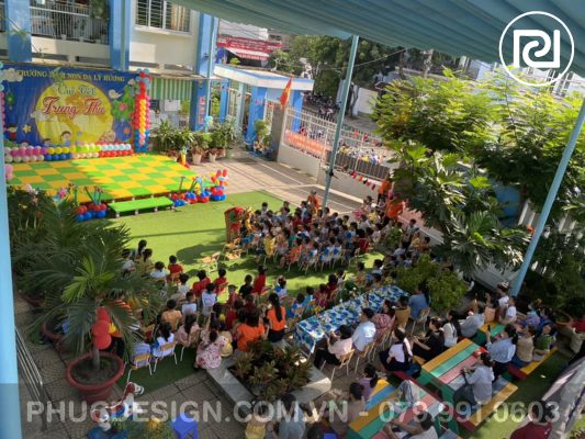 Vui tết trung thu trường mầm non Dạ Lý Hương
