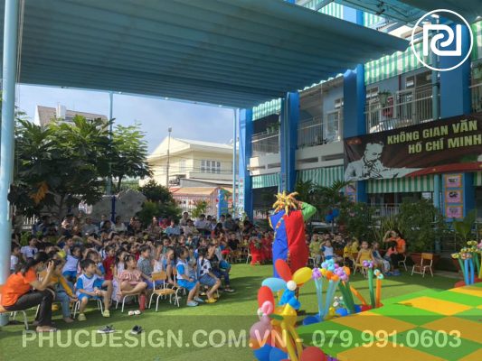 Vui tết trung thu trường mầm non Dạ Lý Hương
