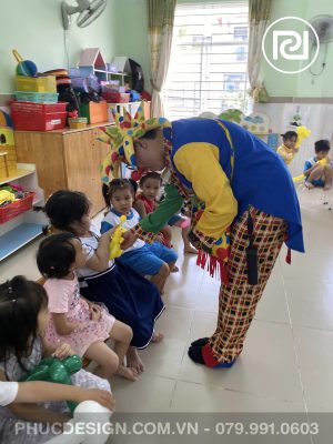 Vui tết trung thu trường mầm non Dạ Lý Hương