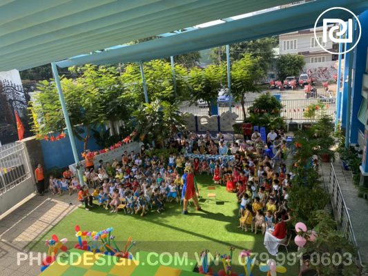 Vui tết trung thu trường mầm non Dạ Lý Hương