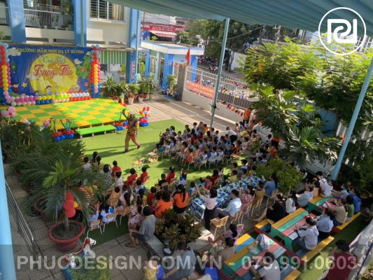 Vui tết trung thu trường mầm non Dạ Lý Hương