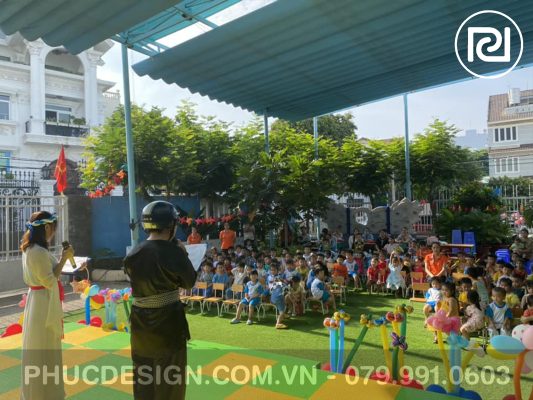 Vui tết trung thu trường mầm non Dạ Lý Hương