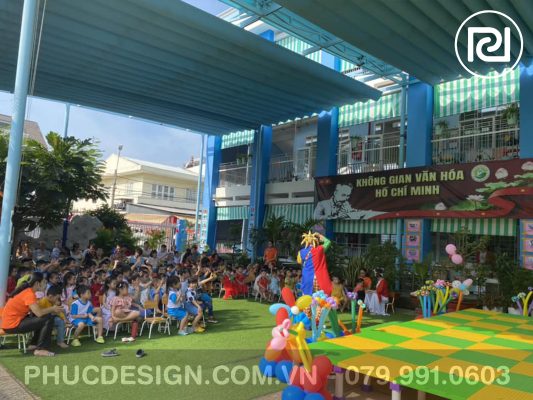 Vui tết trung thu trường mầm non Dạ Lý Hương