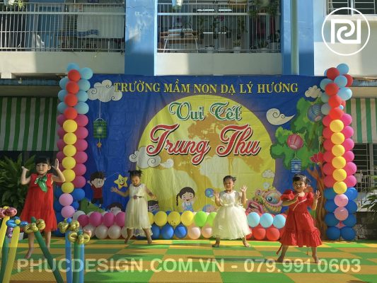Vui tết trung thu trường mầm non Dạ Lý Hương