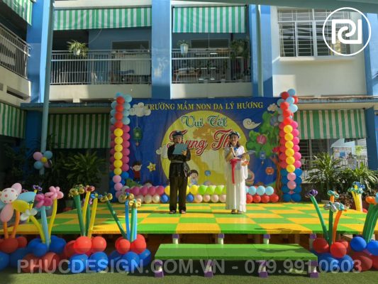 Vui tết trung thu trường mầm non Dạ Lý Hương
