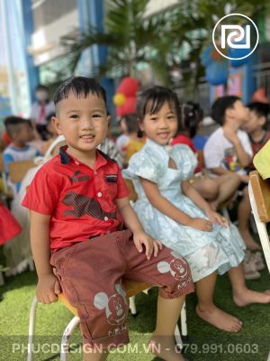Vui tết trung thu trường mầm non Dạ Lý Hương