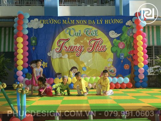Vui tết trung thu trường mầm non Dạ Lý Hương