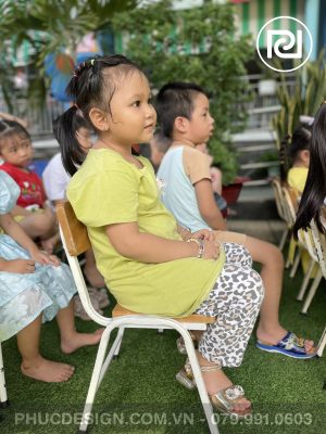 Vui tết trung thu trường mầm non Dạ Lý Hương