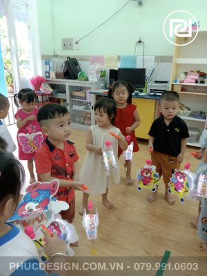 Vui tết trung thu trường mầm non Dạ Lý Hương