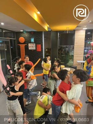 Tiệc sinh nhật bé Nhật Anh