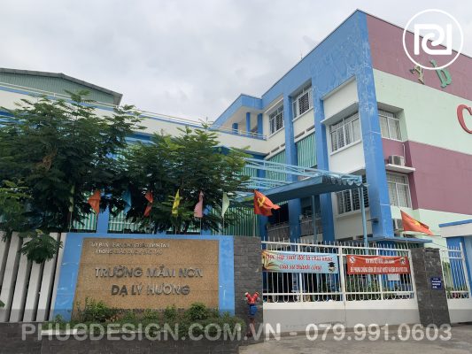 Vui tết trung thu trường mầm non Dạ Lý Hương