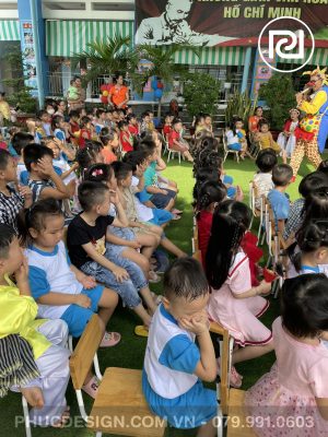 Vui tết trung thu trường mầm non Dạ Lý Hương