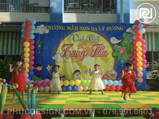 Vui tết trung thu trường mầm non Dạ Lý Hương