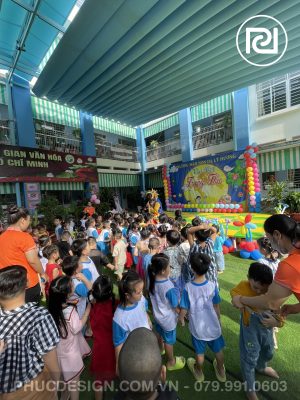 Vui tết trung thu trường mầm non Dạ Lý Hương