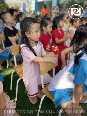 Vui tết trung thu trường mầm non Dạ Lý Hương