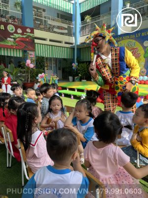 Vui tết trung thu trường mầm non Dạ Lý Hương